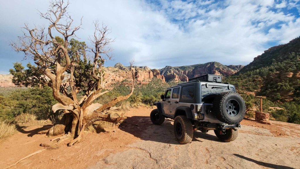 Jeep Arizona